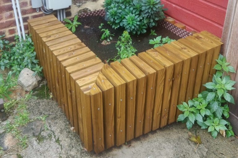 Mobilier extérieur réalisé par un artisan normand